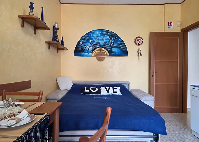 Sea View, 3-room 50m From With Ac بورجيتو سانتو سبيريتو